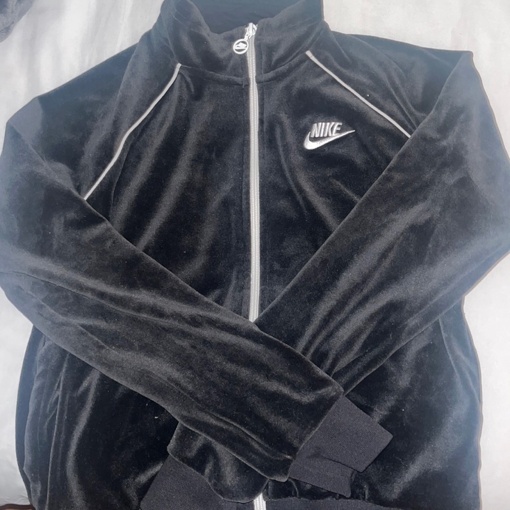 Women’s Grey Velvet Sweater